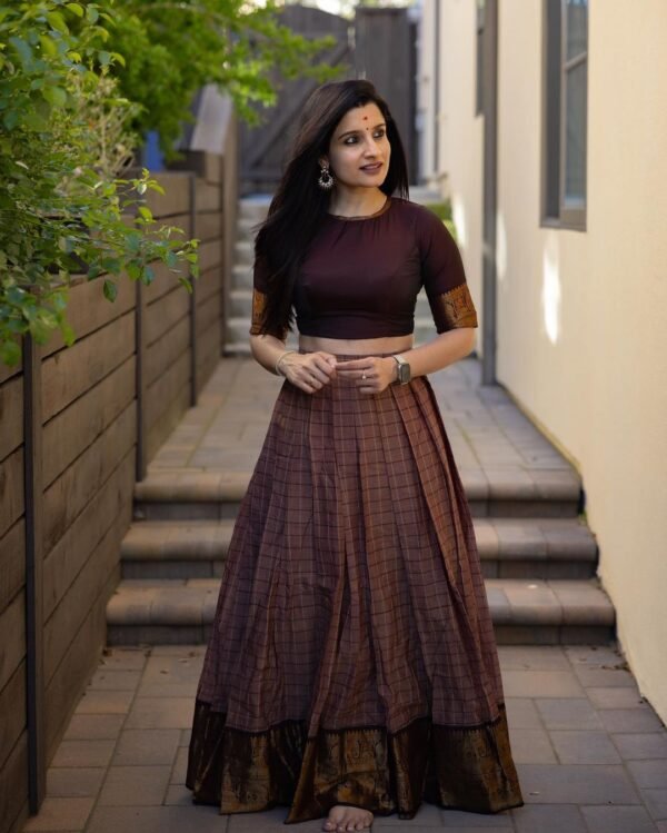 ISHI BROWN - Image 4