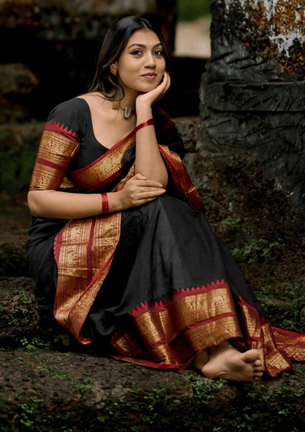 VEDHIKA (DISPATCH TIME 6 DAYS)