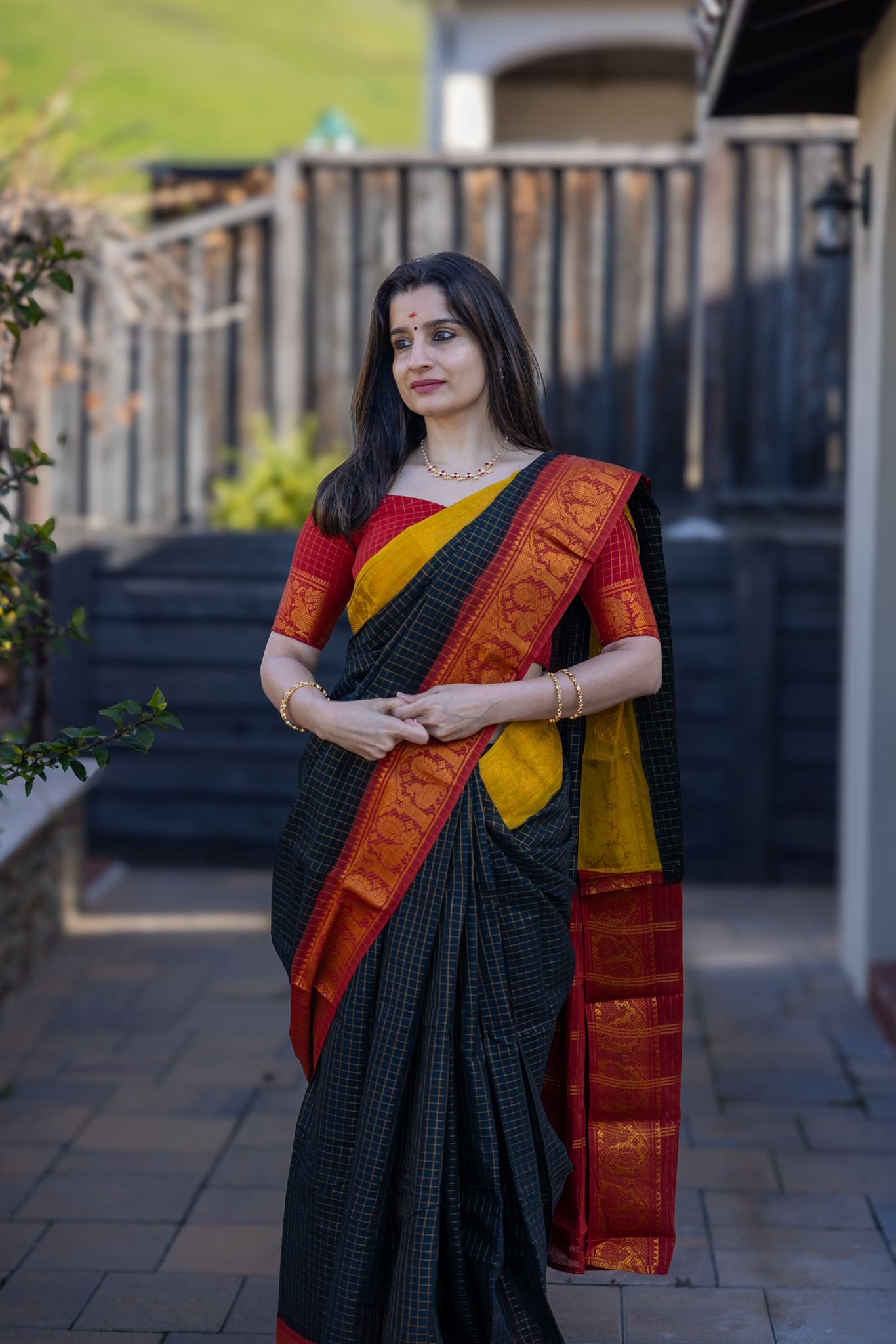 GANGA JAMUNA BLACK