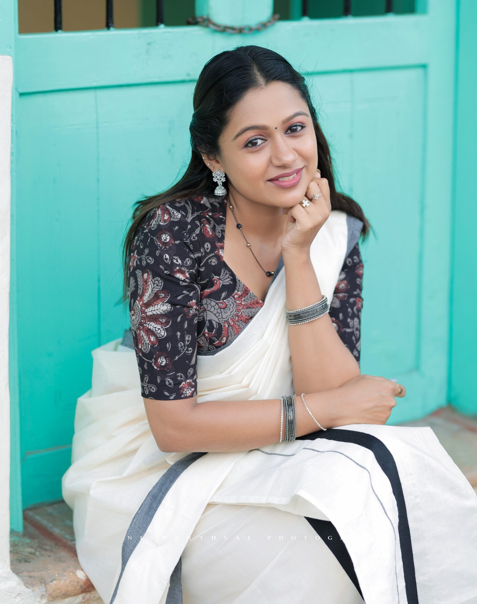 DHRISHYA SetMund with Cotton Blouse - Image 3